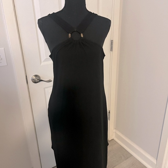 Maxi dress with halter front - Picture 4 of 5